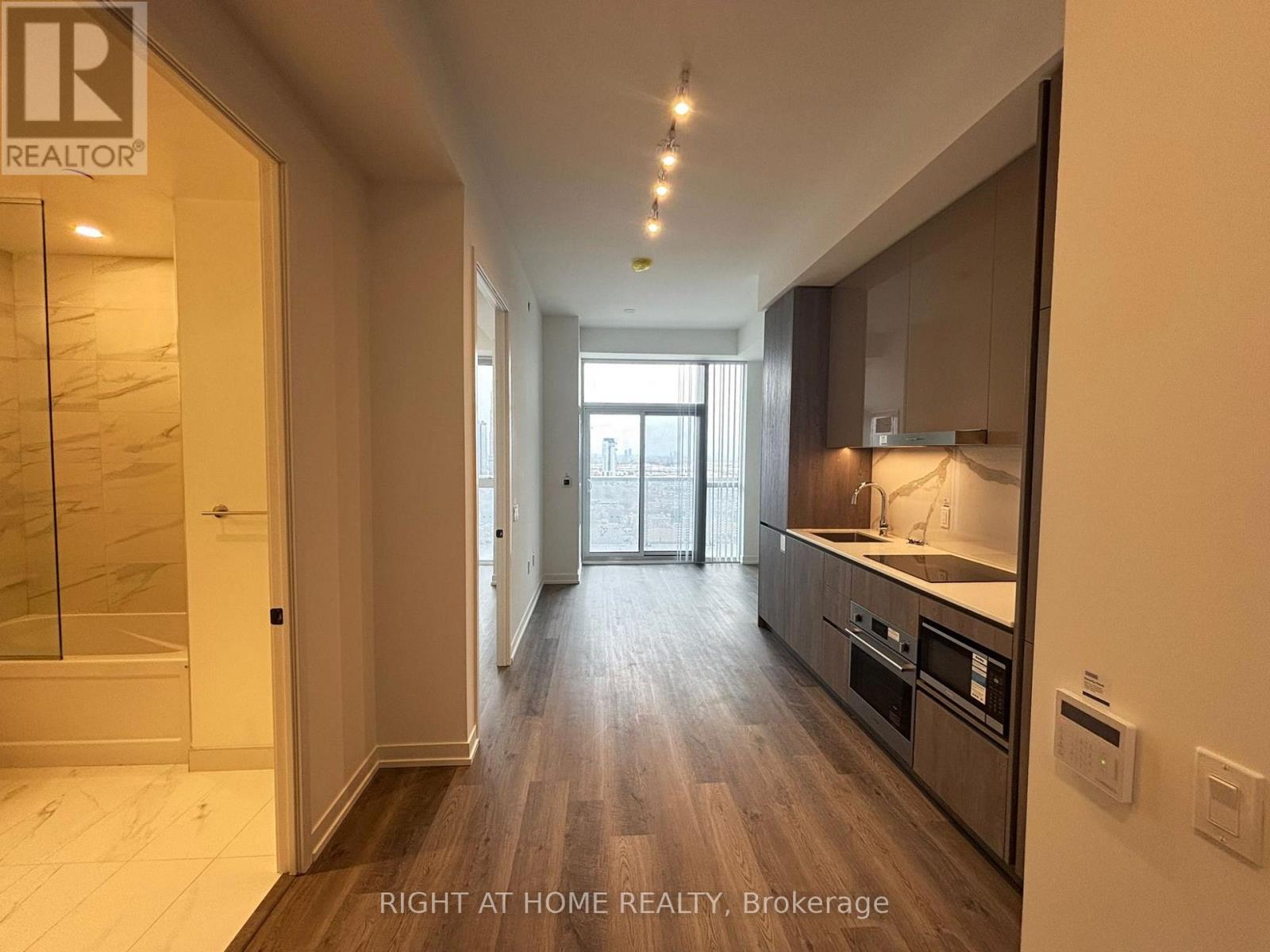 5308 - 8 INTERCHANGE WAY, Vaughan, Ontario