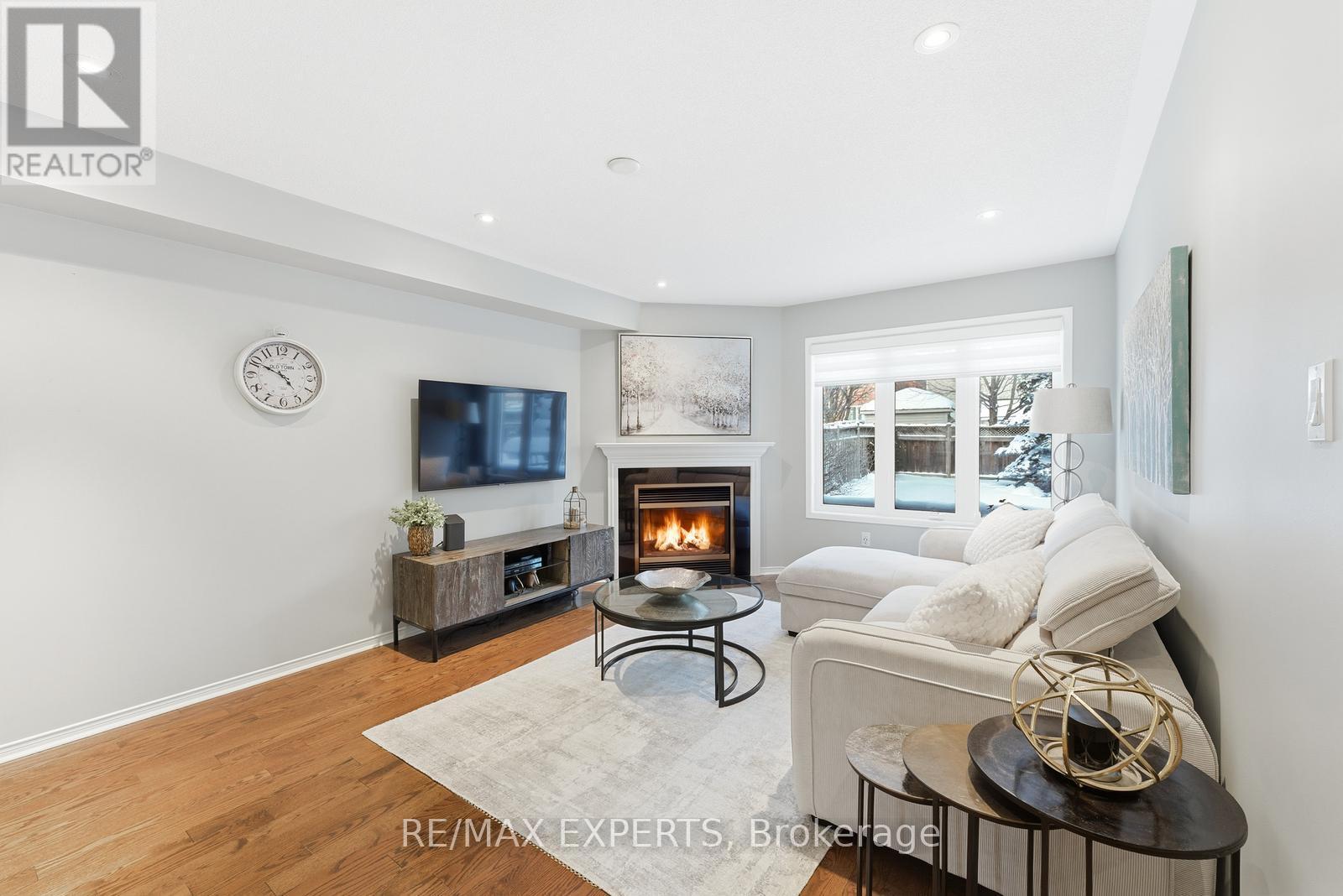 75 Delattaye Avenue, Aurora, Ontario  L4G 7T8 - Photo 10 - N12740552