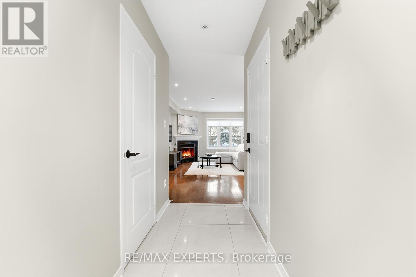 75 Delattaye Avenue, Aurora, Ontario  L4G 7T8 - Photo 8 - N12740552