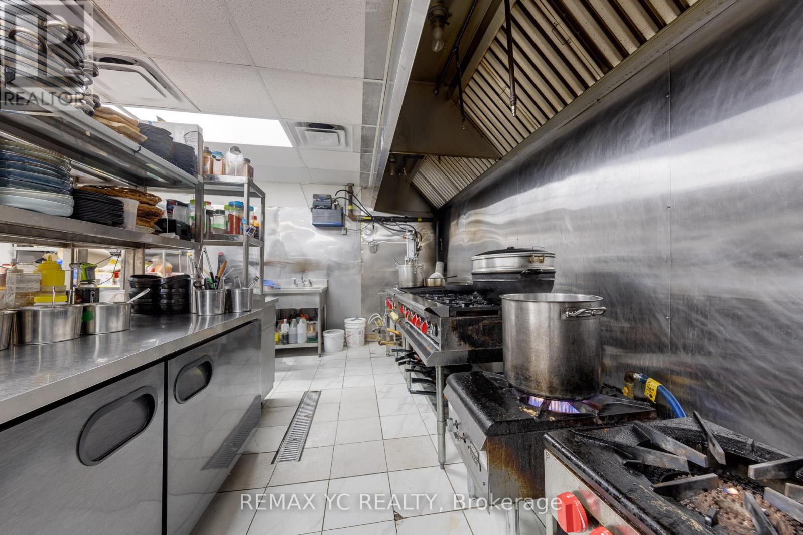 27 - 5 Glen Cameron Road, Markham, Ontario  L3T 5W2 - Photo 30 - N12740574