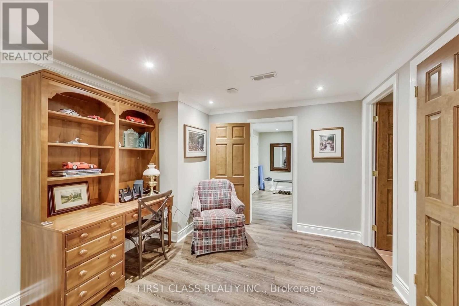 20 East Drive E, Markham, Ontario  L6G 1A4 - Photo 10 - N12740584