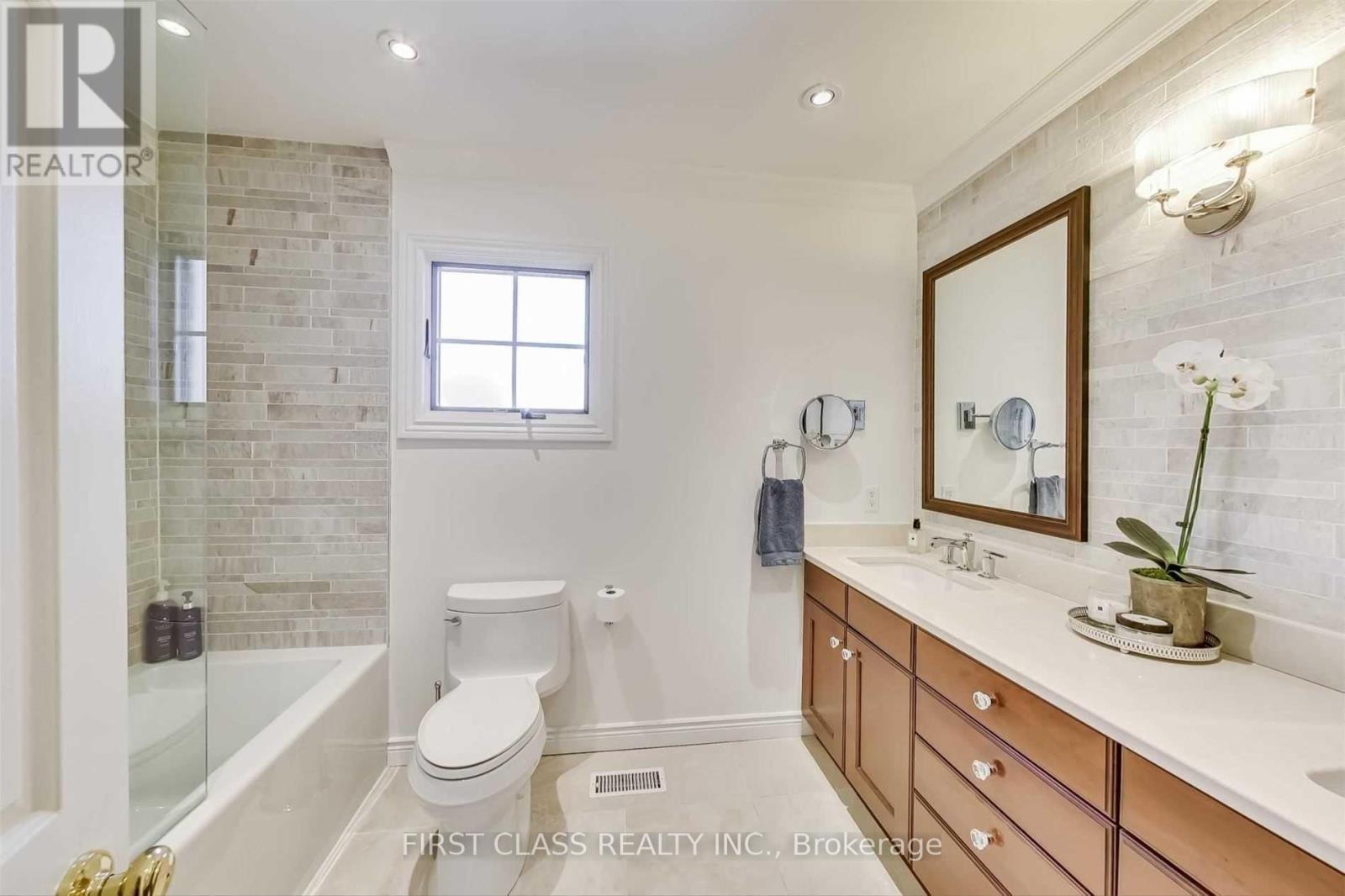 20 East Drive E, Markham, Ontario  L6G 1A4 - Photo 19 - N12740584