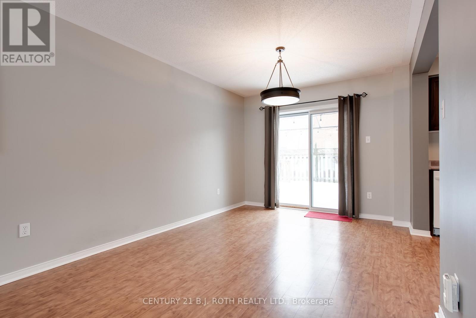 7 Drake Drive, Barrie (Painswick South), Ontario  L4N 8W3 - Photo 11 - S12740510