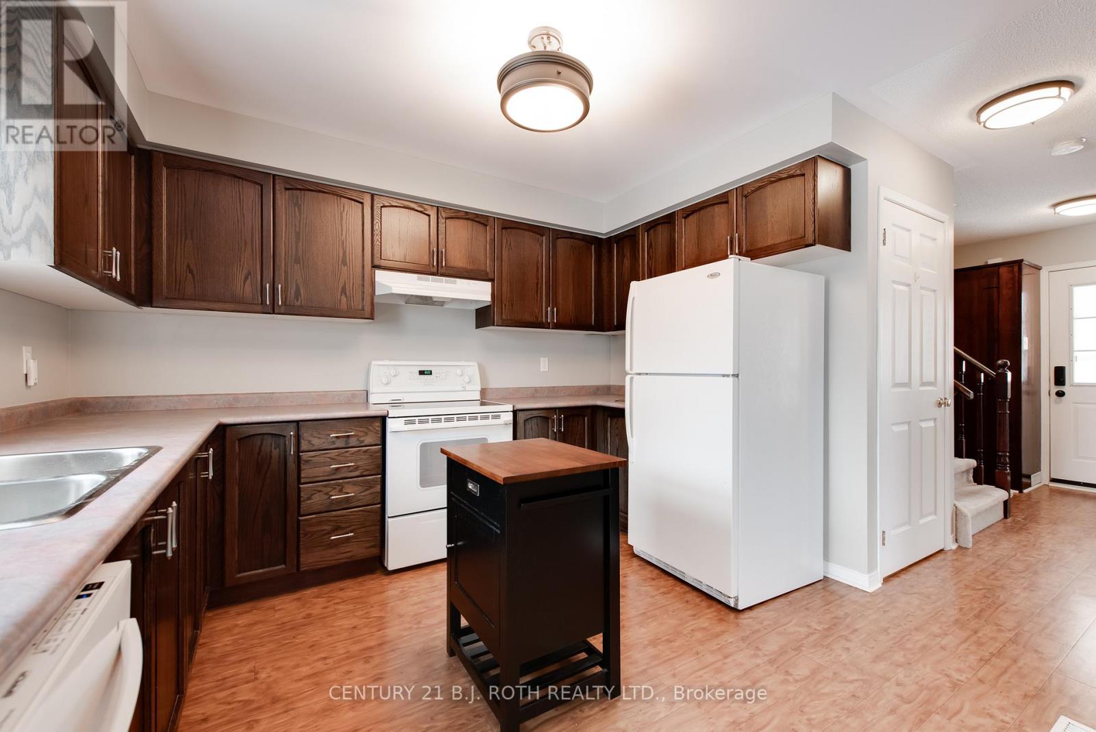 7 Drake Drive, Barrie (Painswick South), Ontario  L4N 8W3 - Photo 15 - S12740510