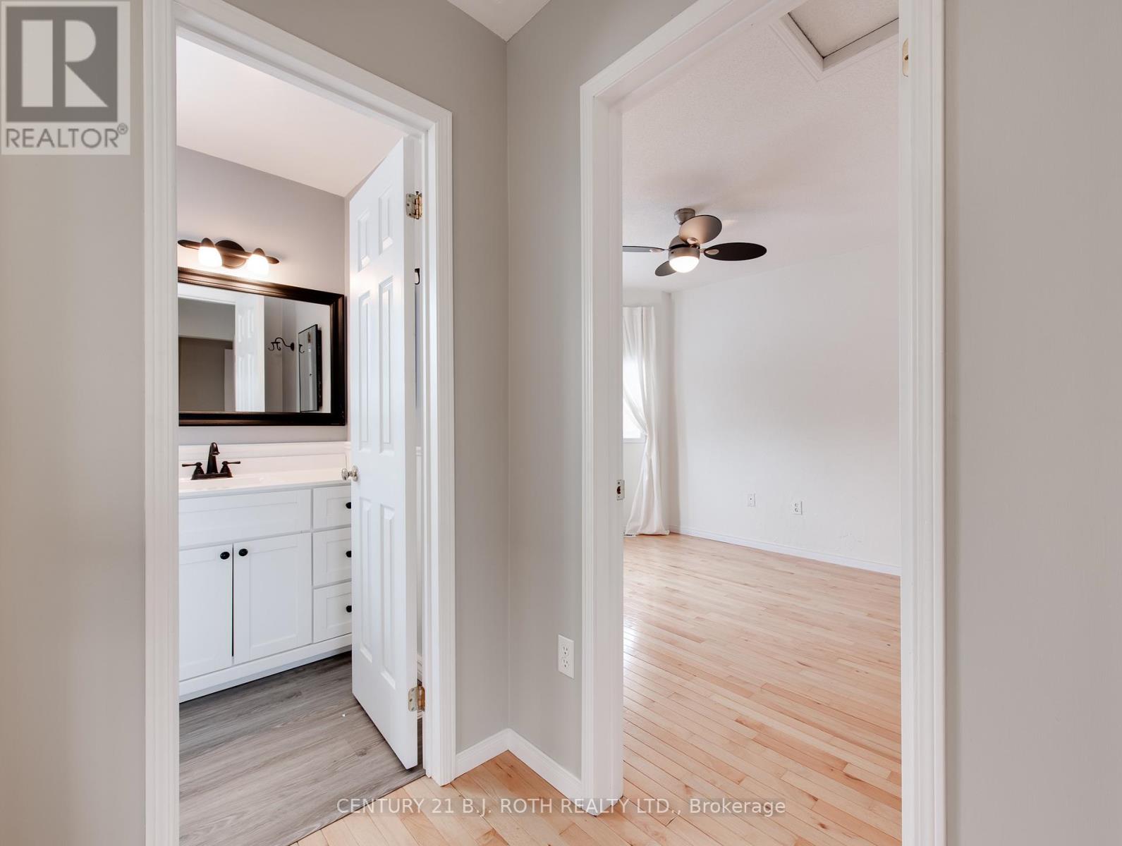 7 Drake Drive, Barrie (Painswick South), Ontario  L4N 8W3 - Photo 17 - S12740510