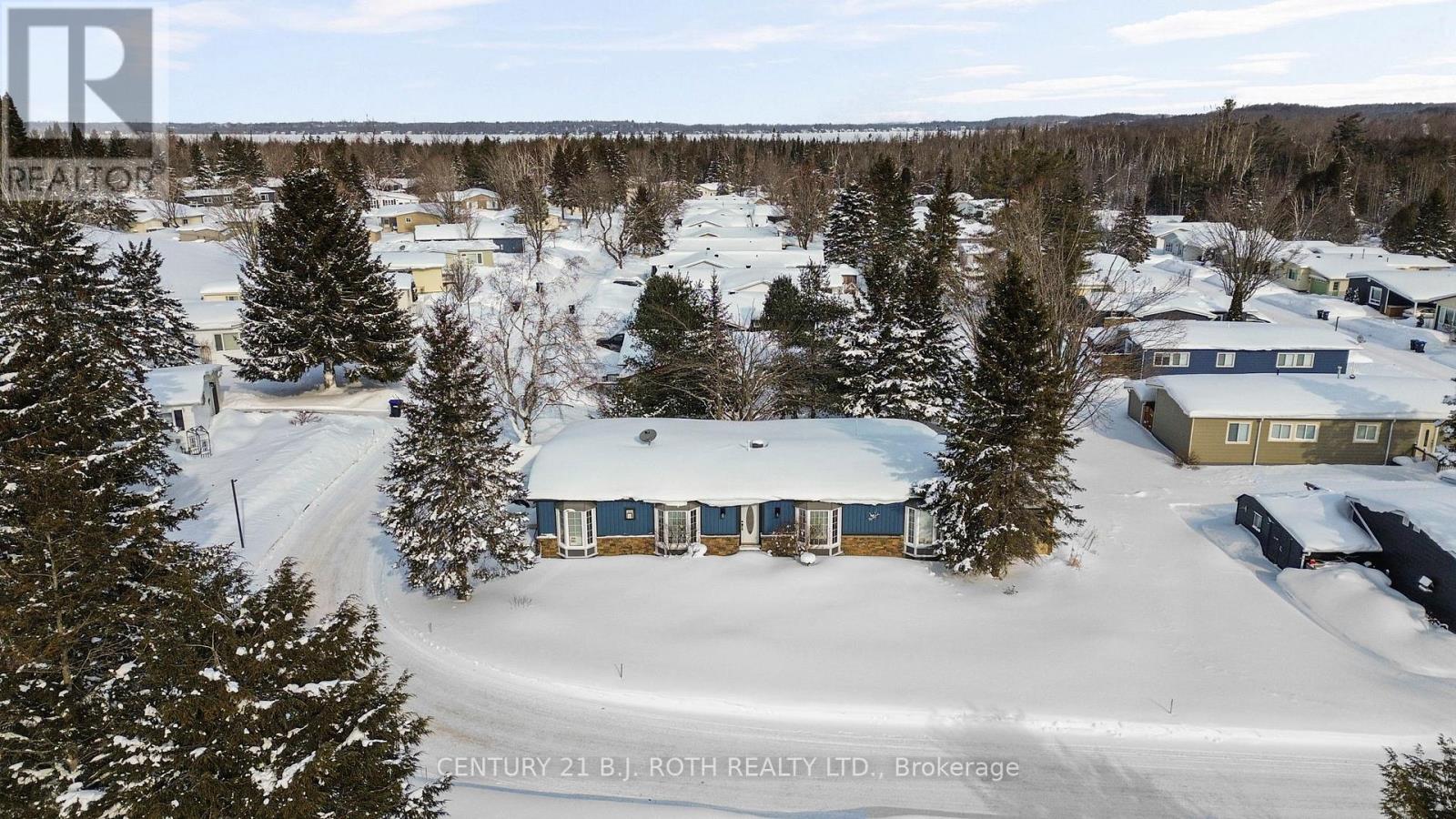 1 MAPLE CRESCENT, Oro-Medonte, Ontario