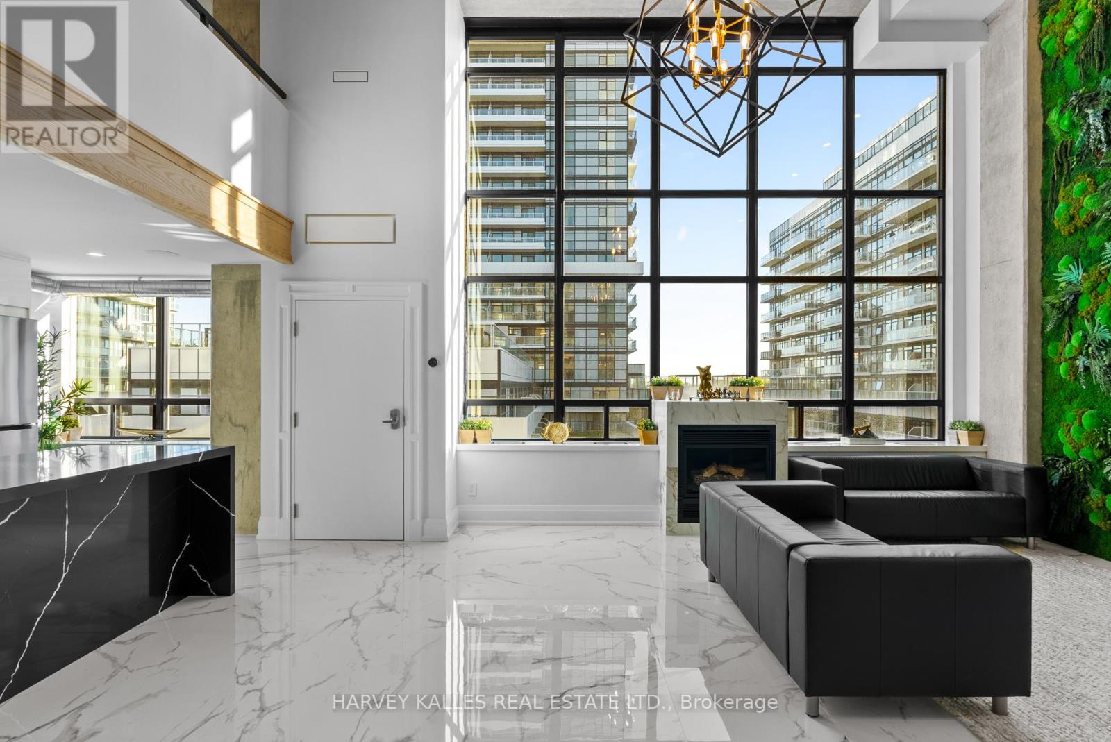 311 - 300 Manitoba Street, Toronto, Ontario  M8Y 4G6 - Photo 3 - W12740428