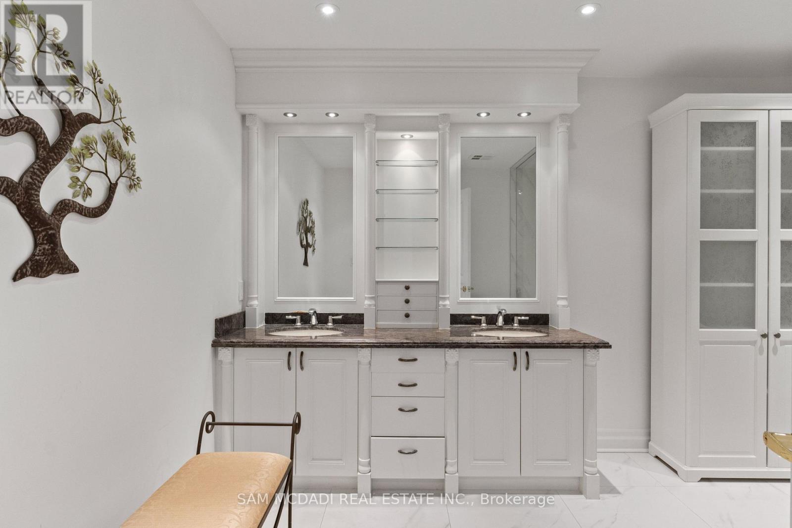 509 - 65 Port Street E, Mississauga, Ontario  L5G 4V3 - Photo 32 - W12740542