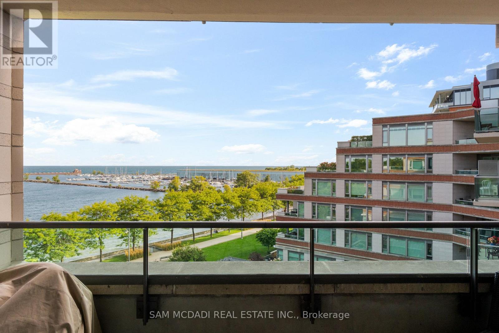 509 - 65 Port Street E, Mississauga, Ontario  L5G 4V3 - Photo 6 - W12740542