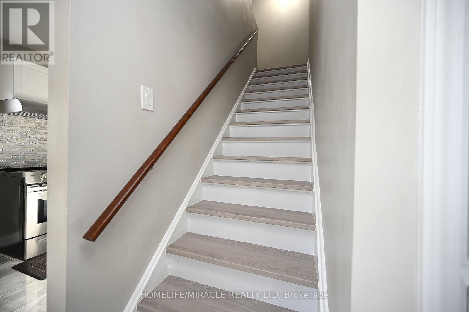 10 Grasspoint Square, Brampton (Northgate), Ontario  L6S 2J2 - Photo 15 - W12740548