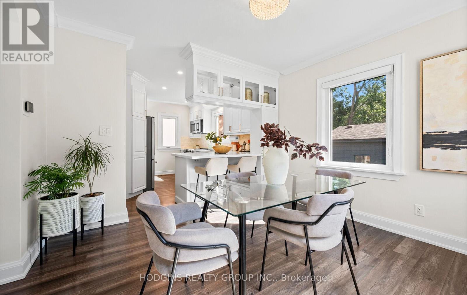 1319 Lakebreeze Drive, Mississauga, Ontario  L5G 3W7 - Photo 12 - W12740586