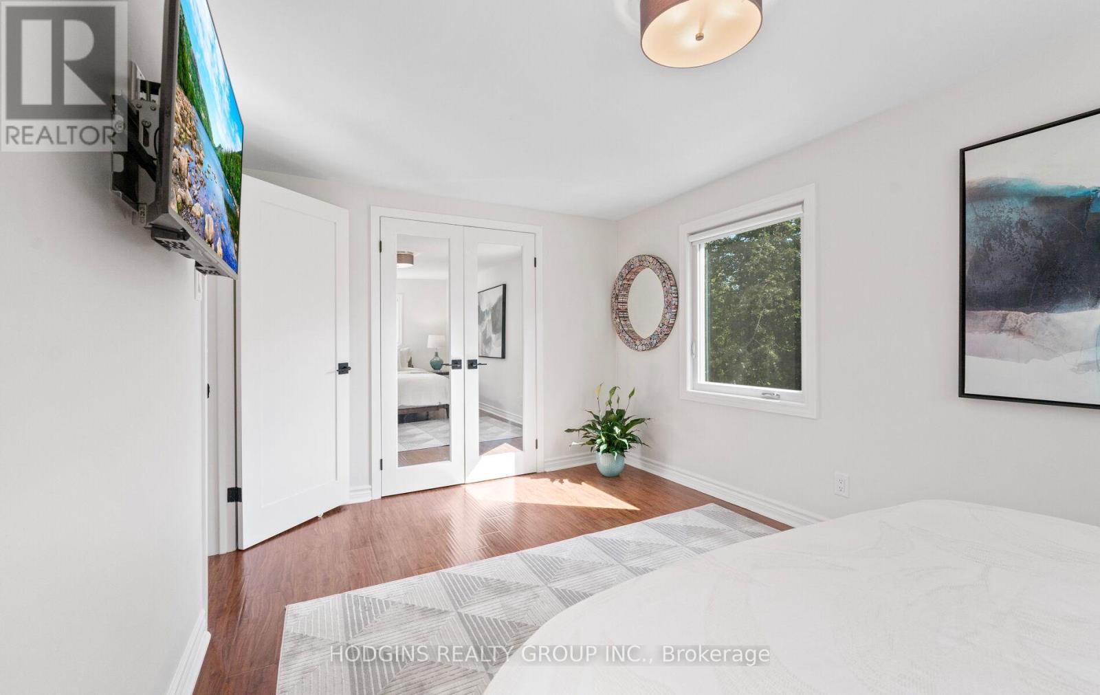 1319 Lakebreeze Drive, Mississauga, Ontario  L5G 3W7 - Photo 23 - W12740586