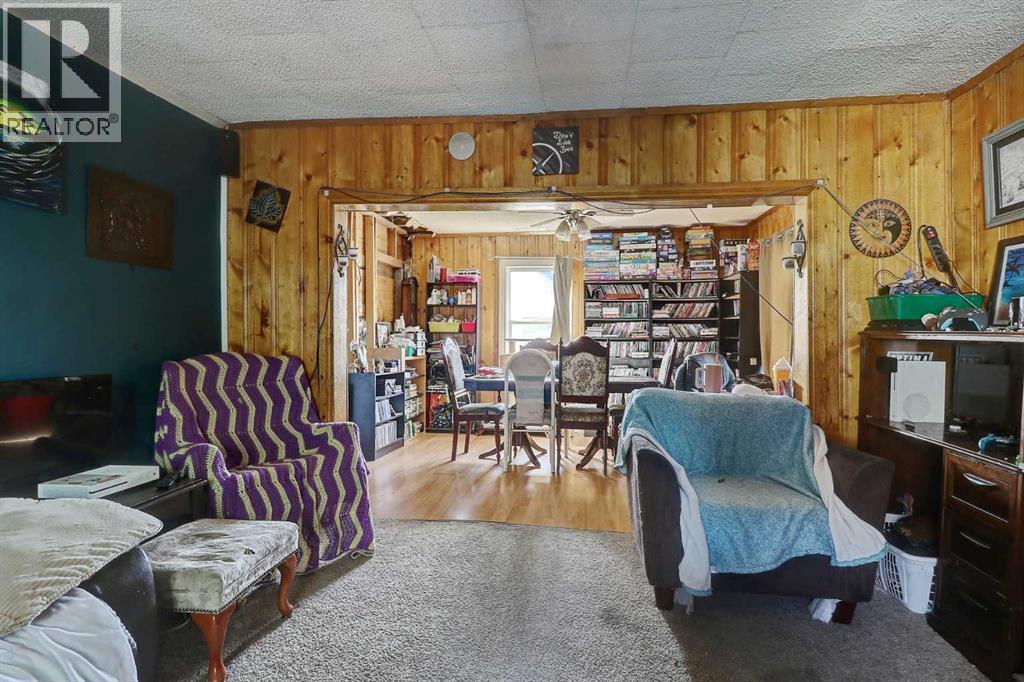 10009 99 Street, Sexsmith, Alberta  T0H 3C0 - Photo 9 - A2241764