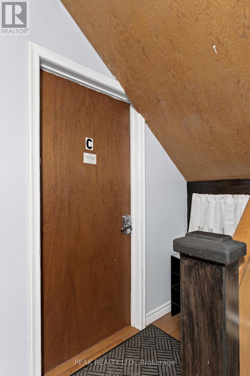 58 Brandon Avenue, Kitchener, Ontario  N2M 2J3 - Photo 14 - X12740486