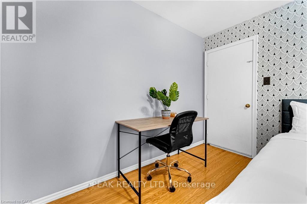 58 Brandon Avenue, Kitchener, Ontario  N2M 2J3 - Photo 40 - X12740486