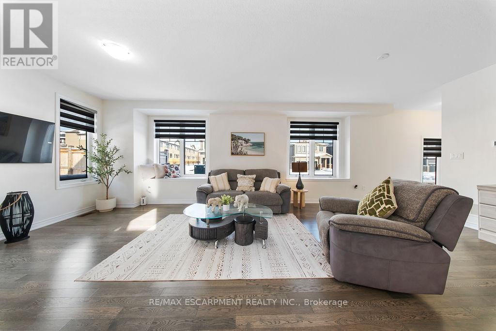 175 Blackbird Way, Hamilton, Ontario  L0R 1W0 - Photo 11 - X12740534