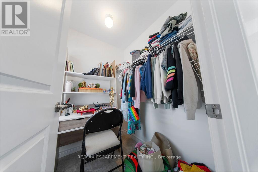 175 Blackbird Way, Hamilton, Ontario  L0R 1W0 - Photo 29 - X12740534