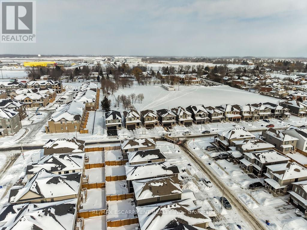 175 Blackbird Way, Hamilton, Ontario  L0R 1W0 - Photo 47 - X12740534