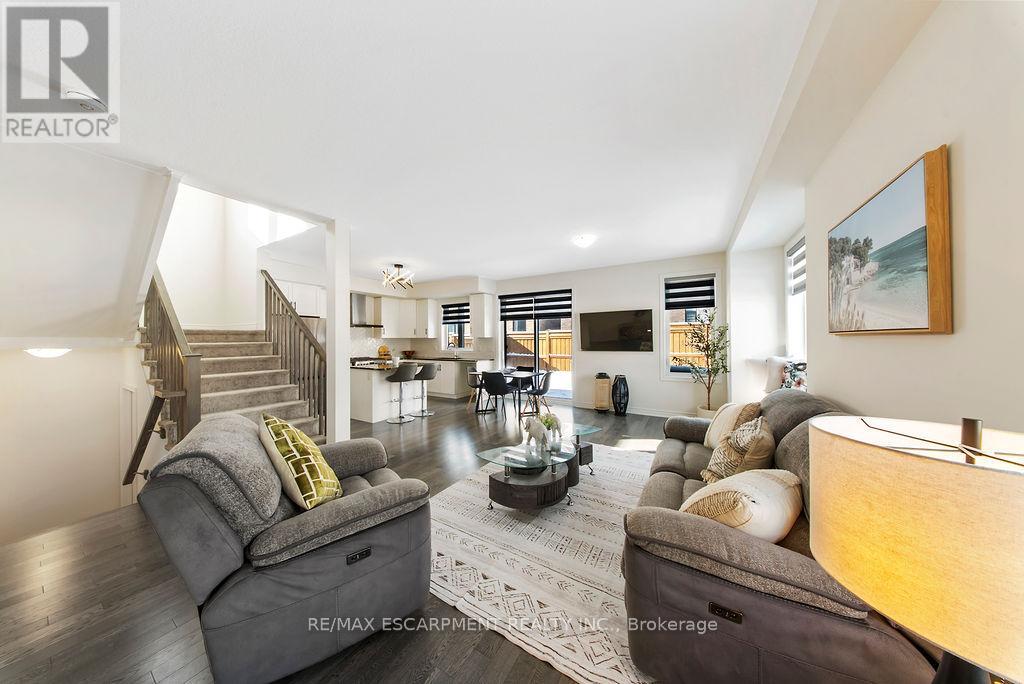 175 Blackbird Way, Hamilton, Ontario  L0R 1W0 - Photo 9 - X12740534