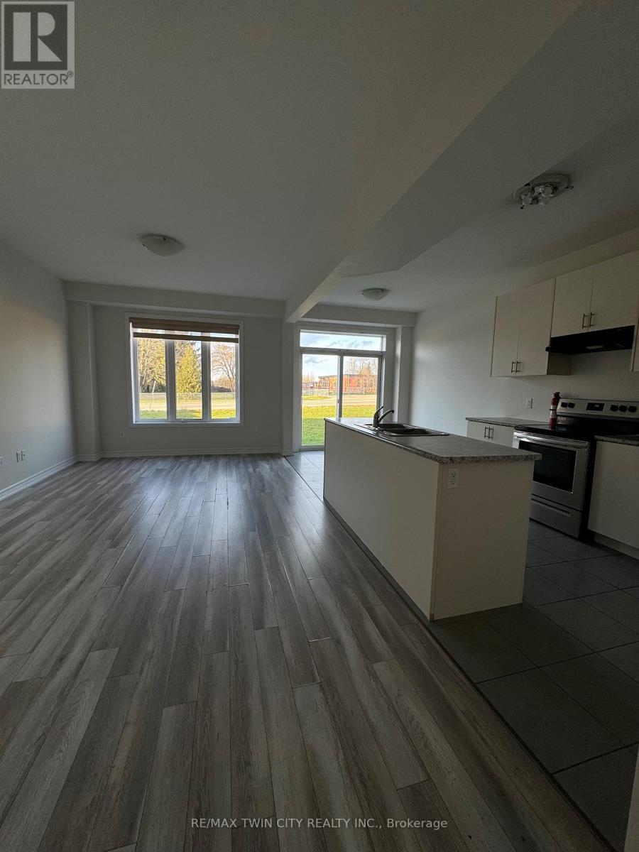 196 Links Crescent, Woodstock, Ontario  N4T 0L9 - Photo 3 - X12740540