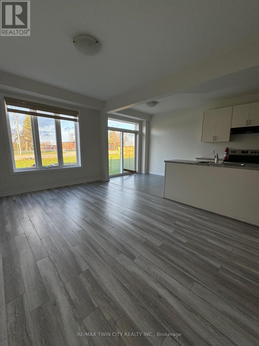 196 Links Crescent, Woodstock, Ontario  N4T 0L9 - Photo 6 - X12740540