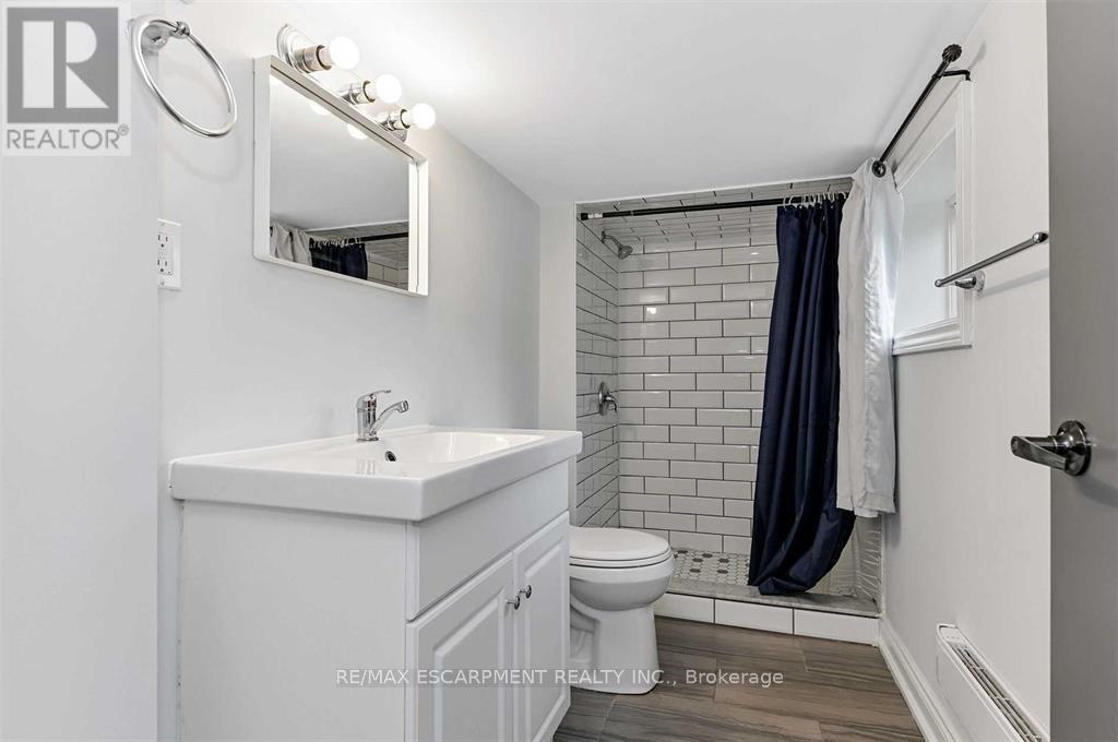 Lower - 54 Craigmiller Avenue, Hamilton, Ontario  L8L 3J1 - Photo 14 - X12740566