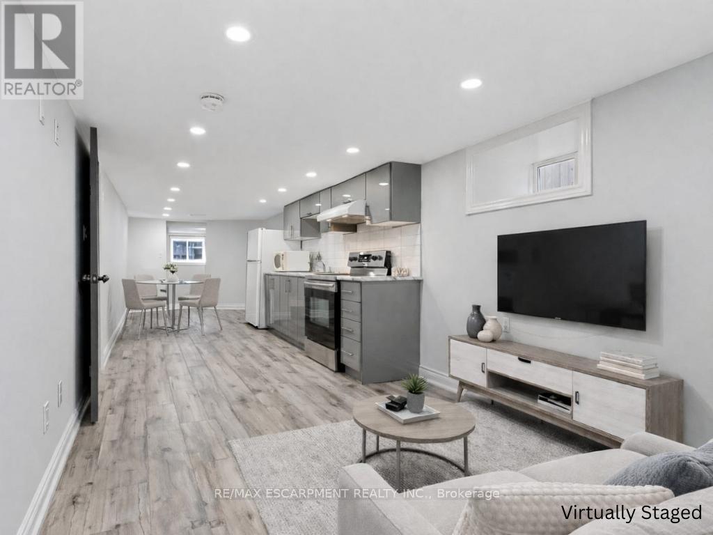 Lower - 54 Craigmiller Avenue, Hamilton, Ontario  L8L 3J1 - Photo 3 - X12740566