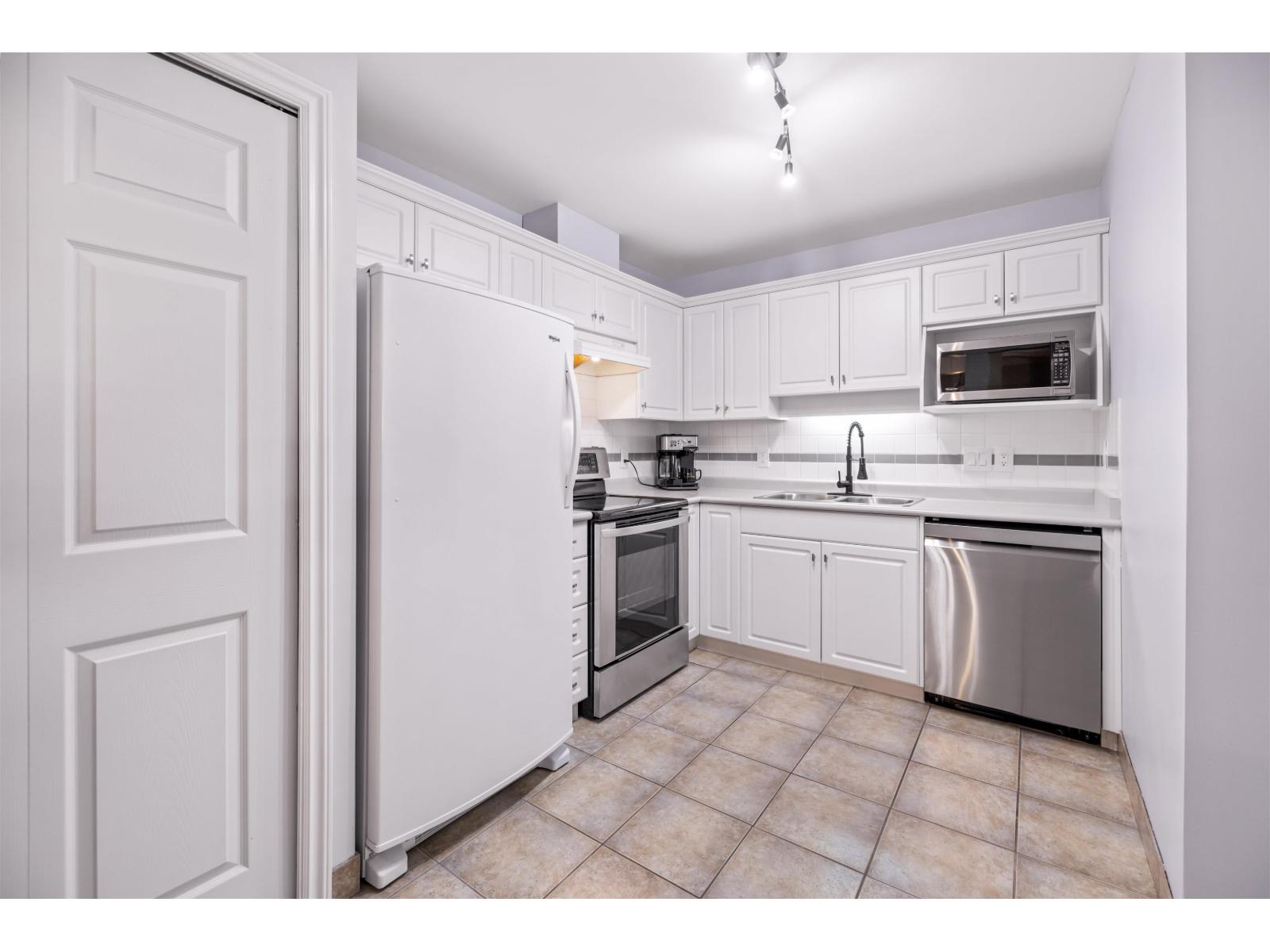 216 33150 4 Avenue, Mission, British Columbia  V2V 7A3 - Photo 17 - R3084491