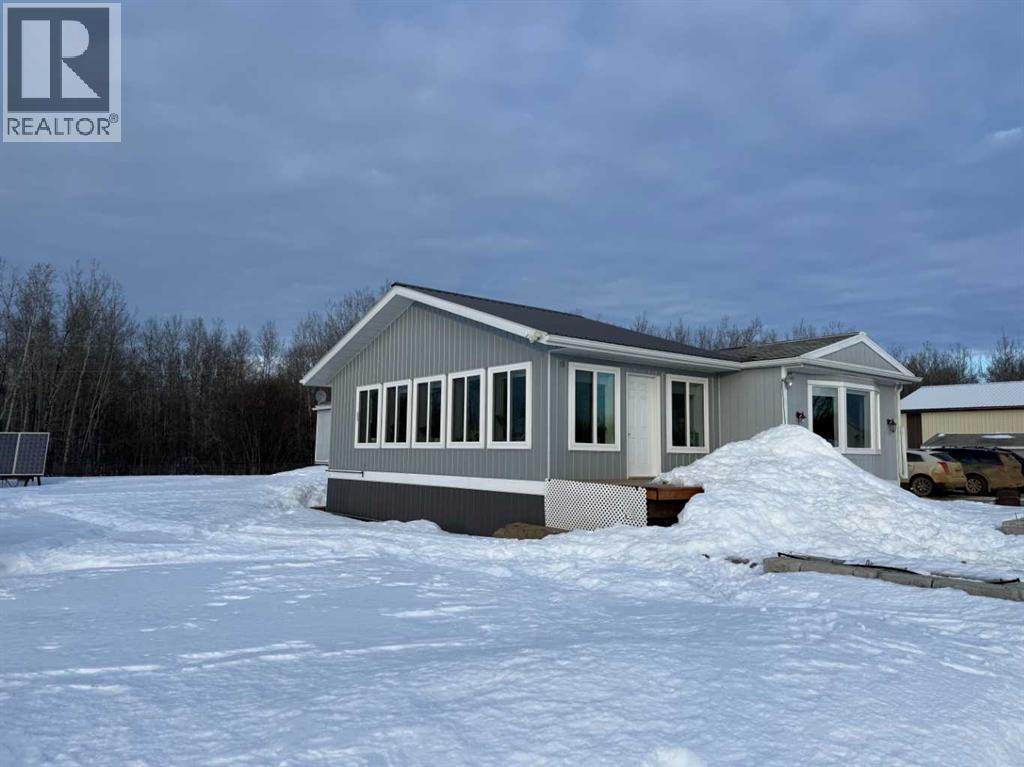 83477 Fairgrounds Road, Rural Northern Sunrise County, Alberta  T8S 1S2 - Photo 4 - A2279835