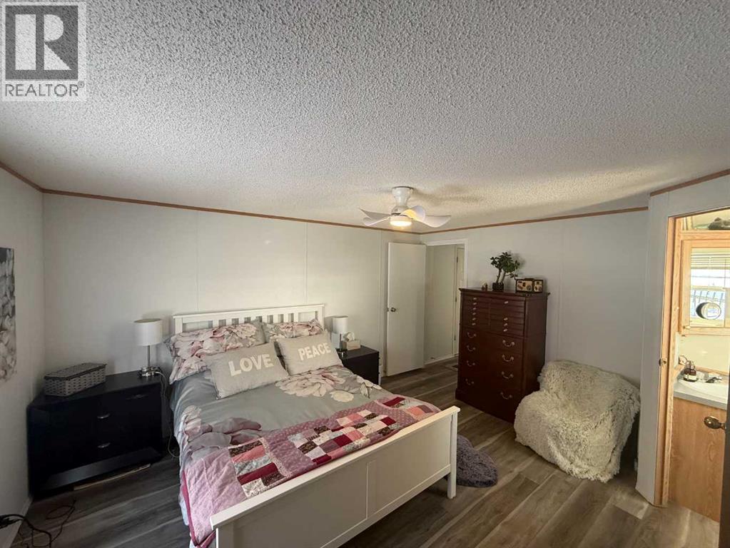 83477 Fairgrounds Road, Rural Northern Sunrise County, Alberta  T8S 1S2 - Photo 11 - A2279835