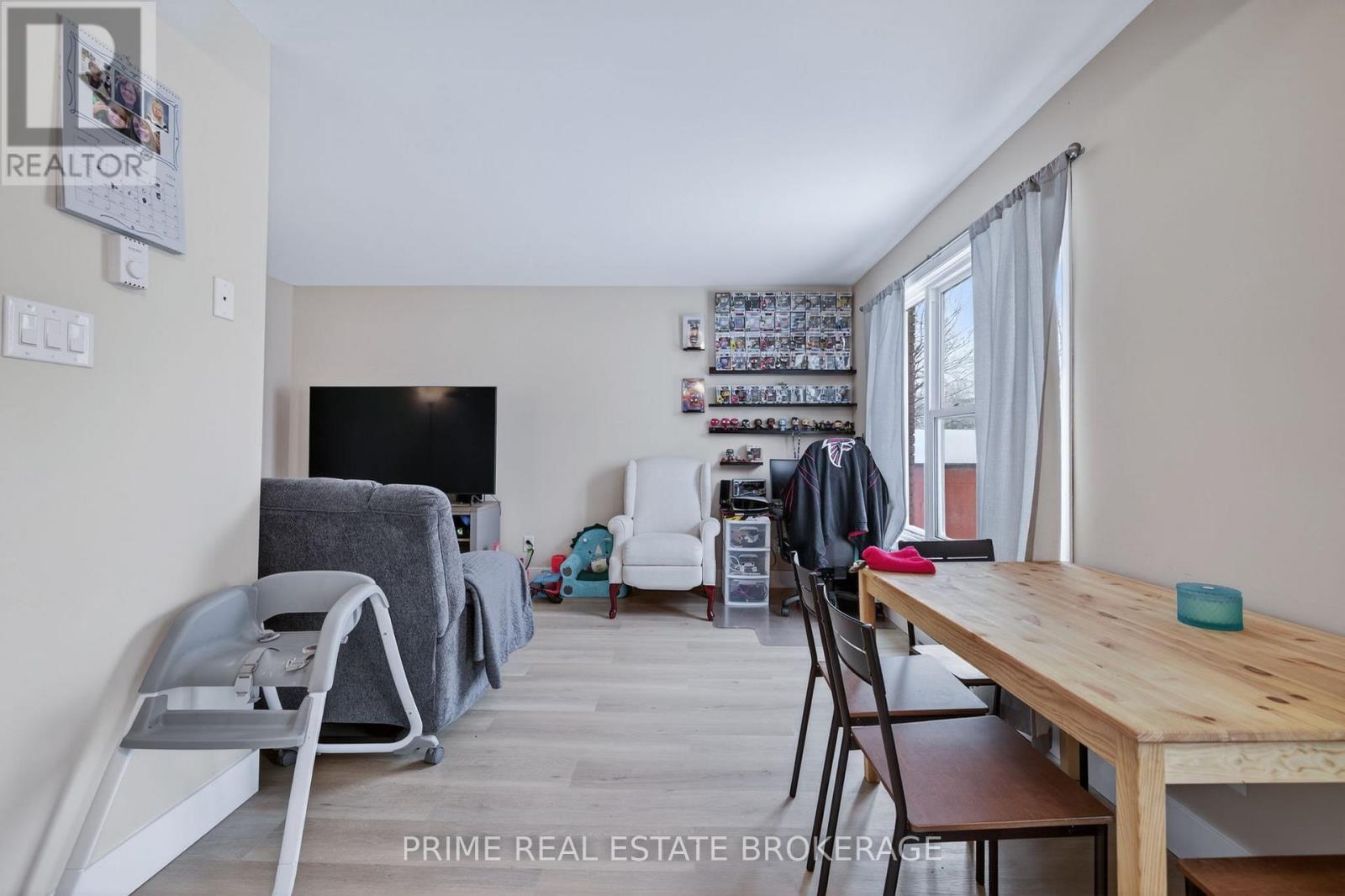 68 Forest Street, Aylmer, Ontario  N5H 1A7 - Photo 3 - X12740622