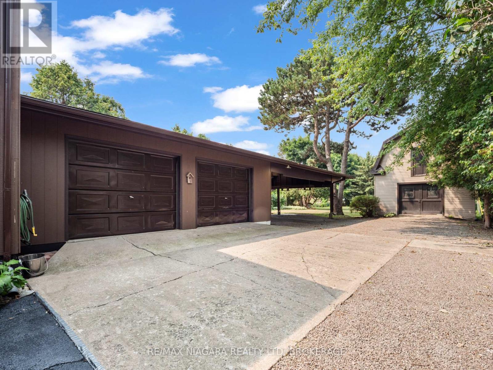 735 Niagara Boulevard, Fort Erie, Ontario  L2A 3J2 - Photo 33 - X12327210