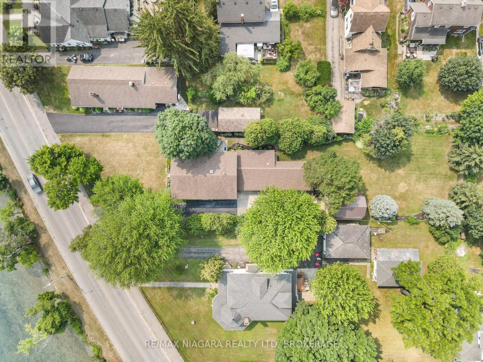 735 Niagara Boulevard, Fort Erie, Ontario  L2A 3J2 - Photo 40 - X12327210