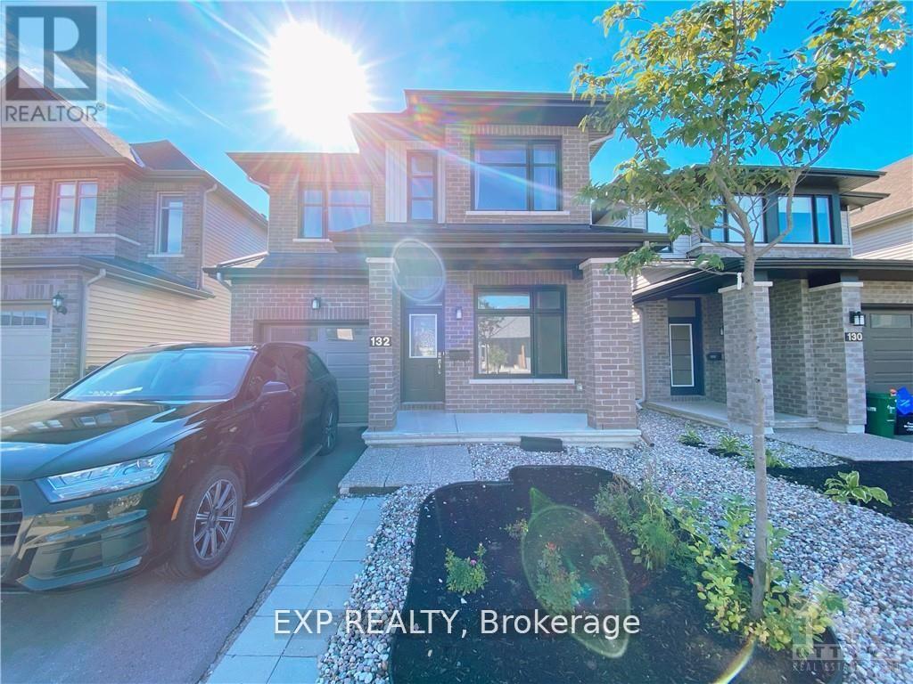 132 CAMBIE ROAD, Ottawa, Ontario