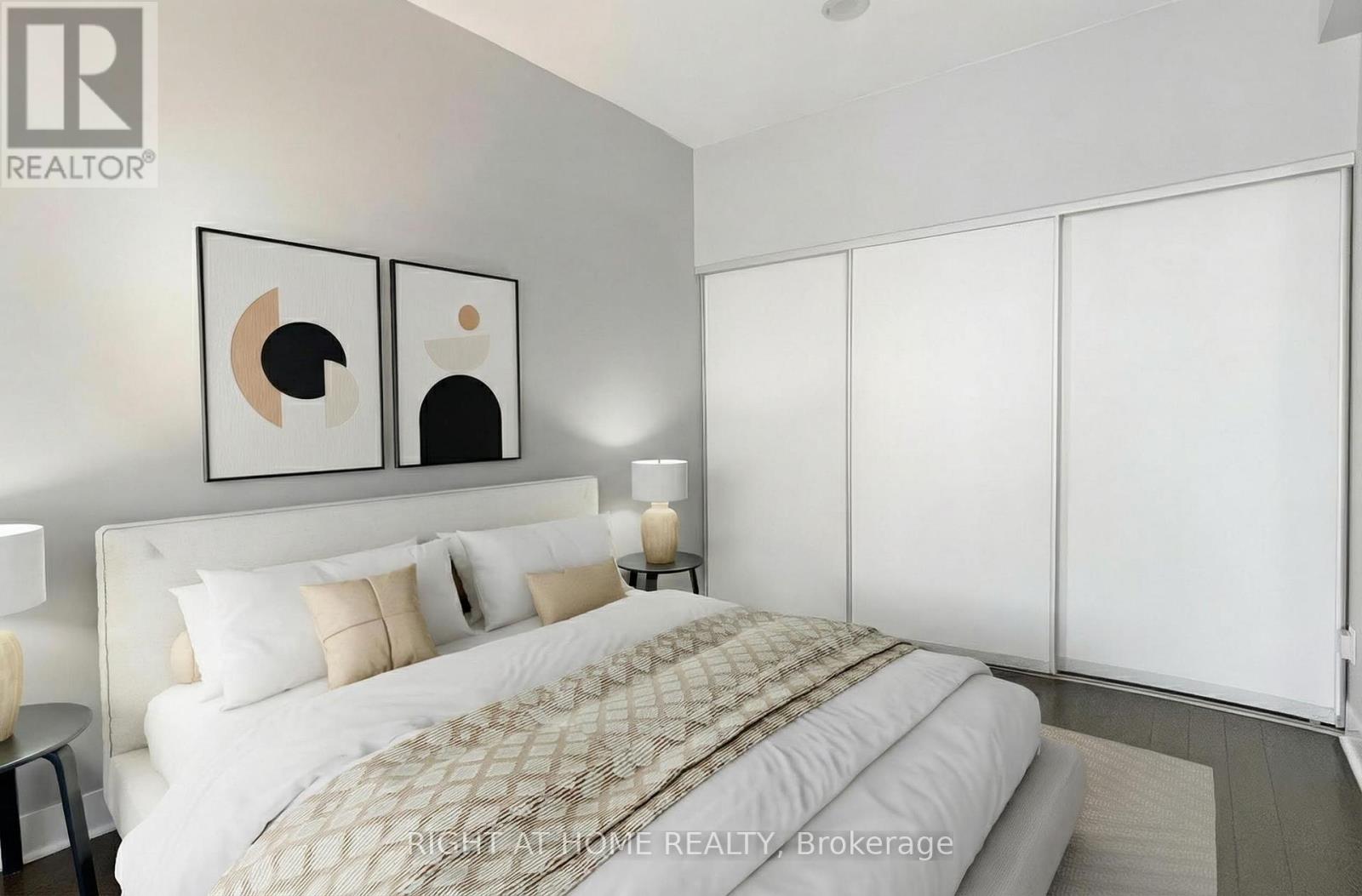 730 - 90 Stadium Road, Toronto, Ontario  M5V 3W5 - Photo 5 - C12715940