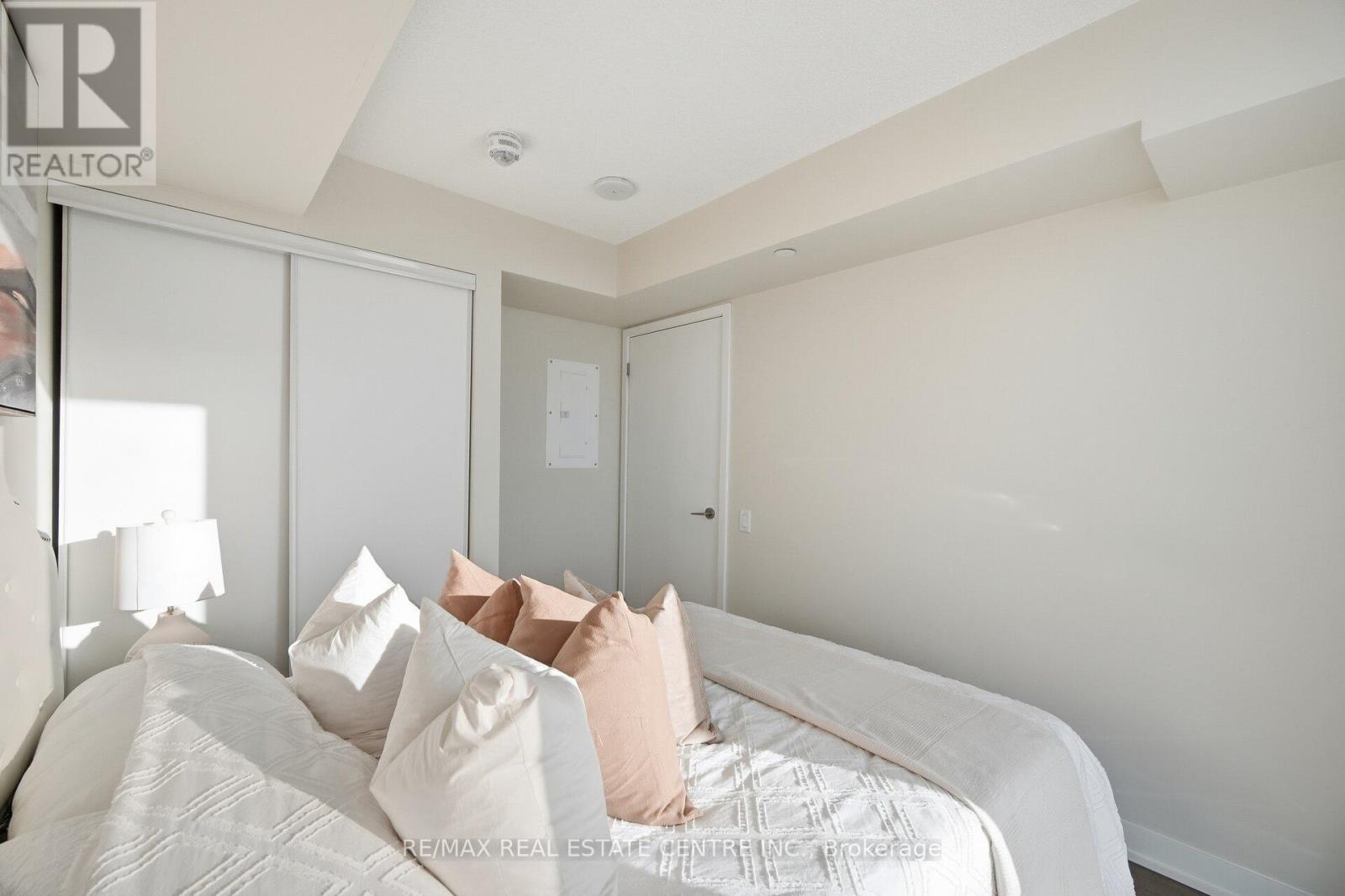 1112 - 38 Monte Kwinter Court, Toronto, Ontario  M3H 0E2 - Photo 16 - C12738290