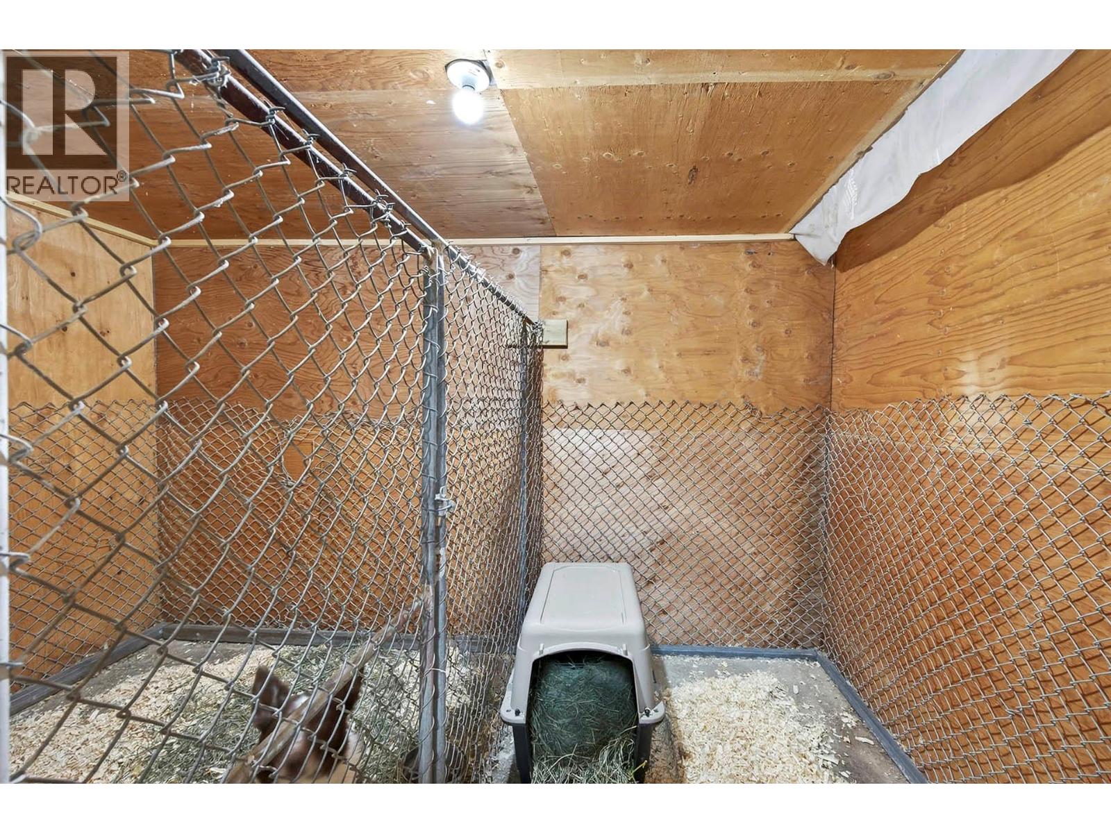 1528 Laveau Road, Kamloops, British Columbia  V0E 2P0 - Photo 49 - 10374061