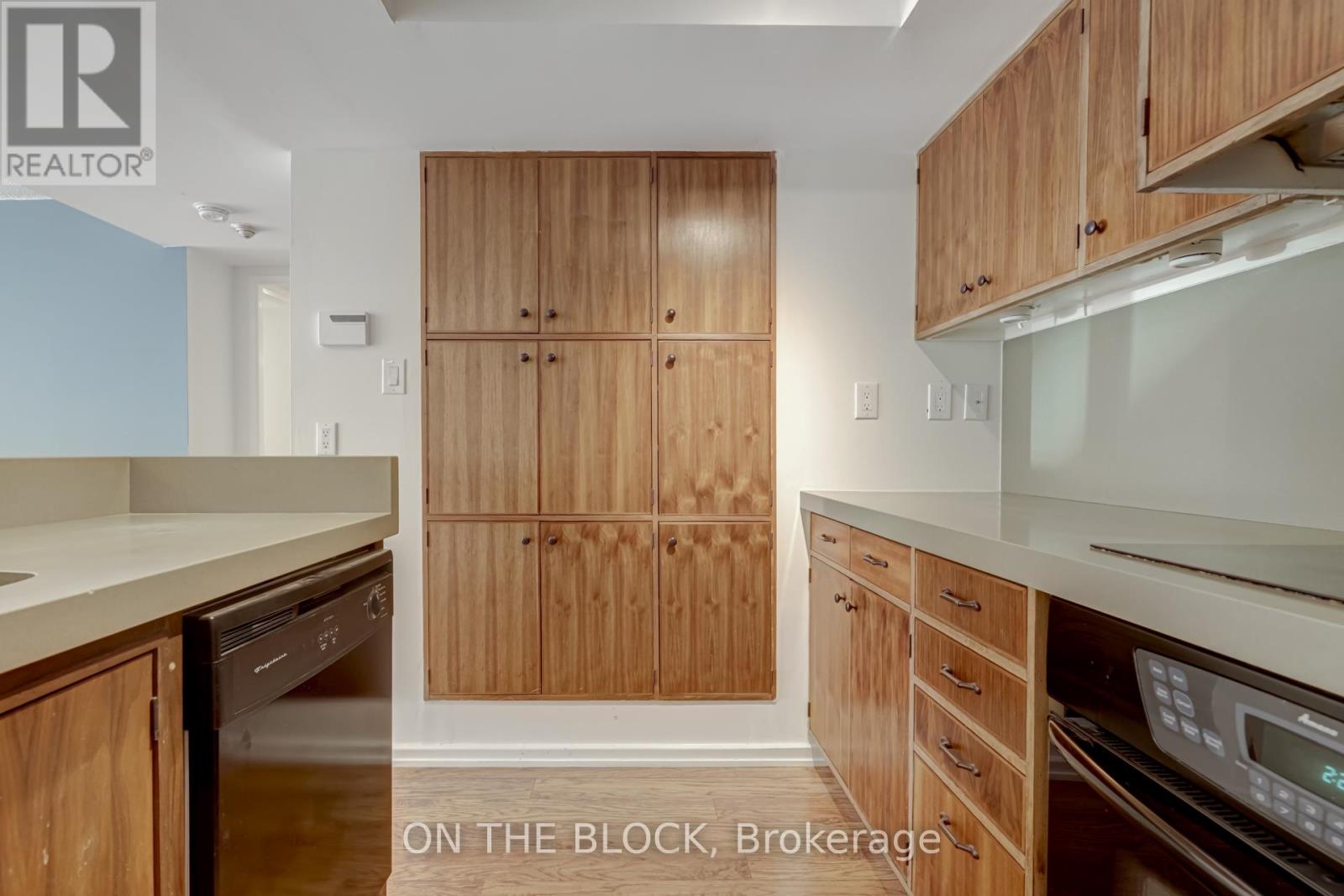 212 - 701 King Street W, Toronto, Ontario  M5V 2W7 - Photo 16 - C12740628