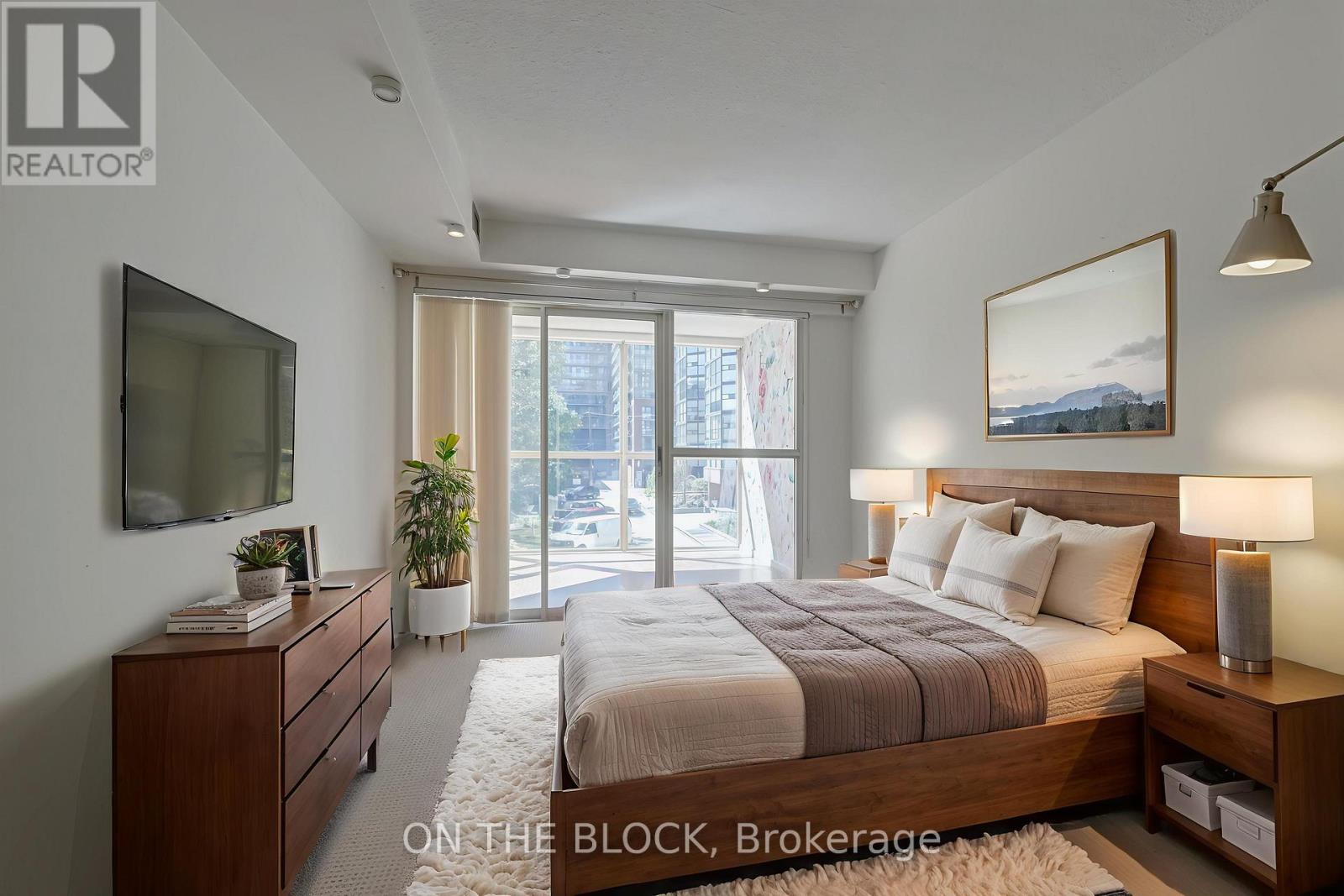 212 - 701 King Street W, Toronto, Ontario  M5V 2W7 - Photo 8 - C12740628