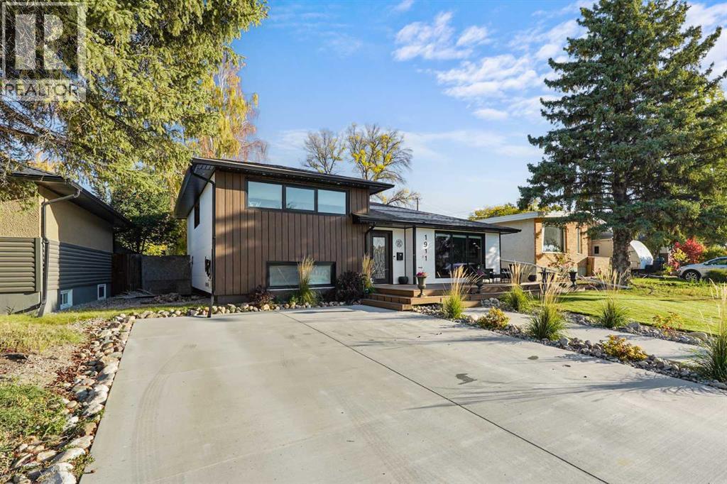 1911 19 Avenue S, Lethbridge, Alberta  T1K 1E3 - Photo 3 - A2277323