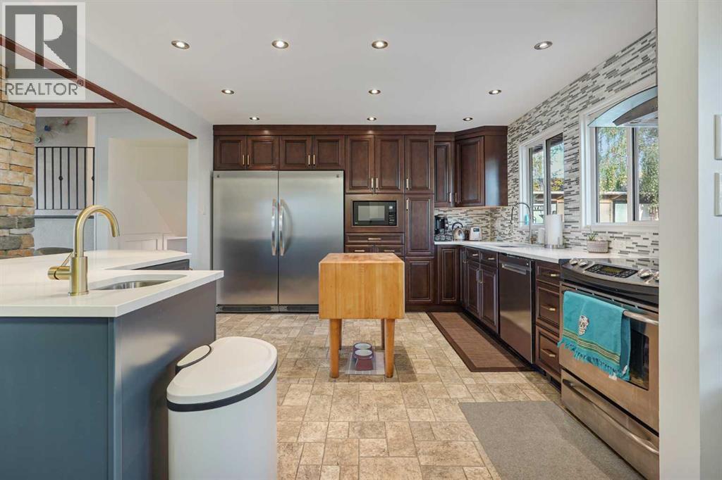 1911 19 Avenue S, Lethbridge, Alberta  T1K 1E3 - Photo 11 - A2277323