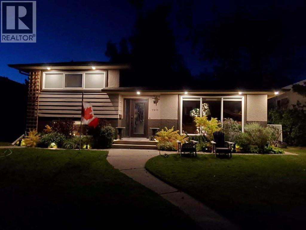 1911 19 Avenue S, Lethbridge, Alberta  T1K 1E3 - Photo 2 - A2277323