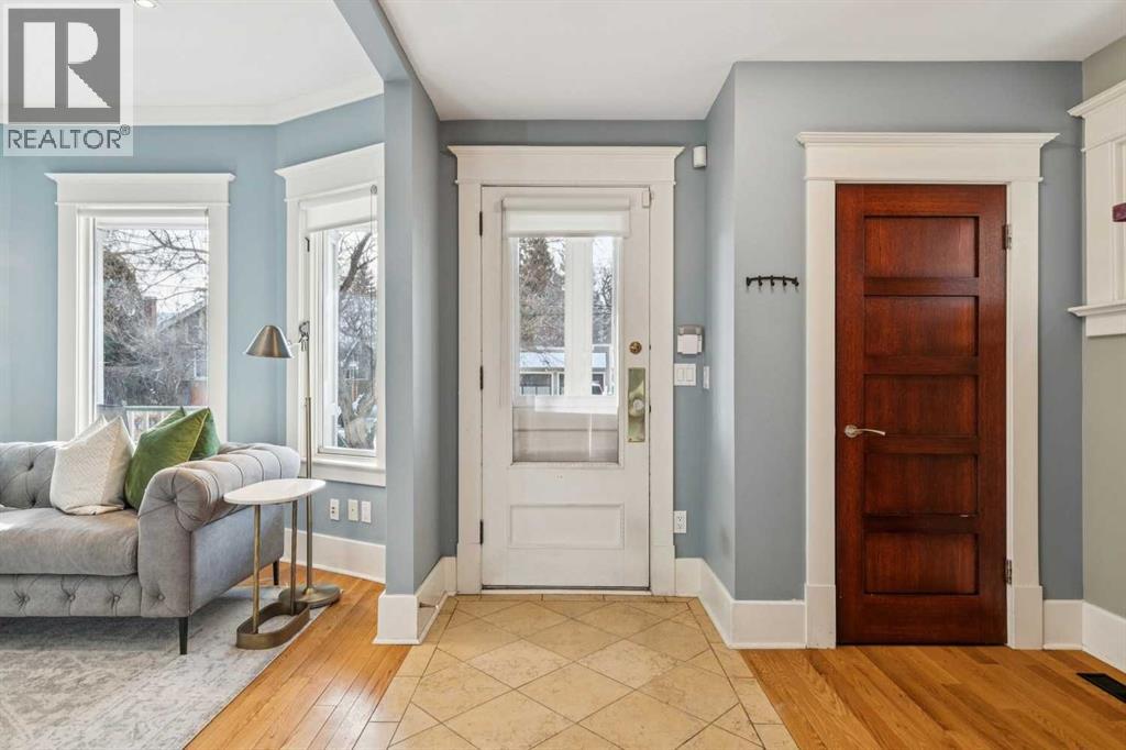 410 38 Avenue Sw, Calgary, Alberta  T2S 0V9 - Photo 2 - A2279583