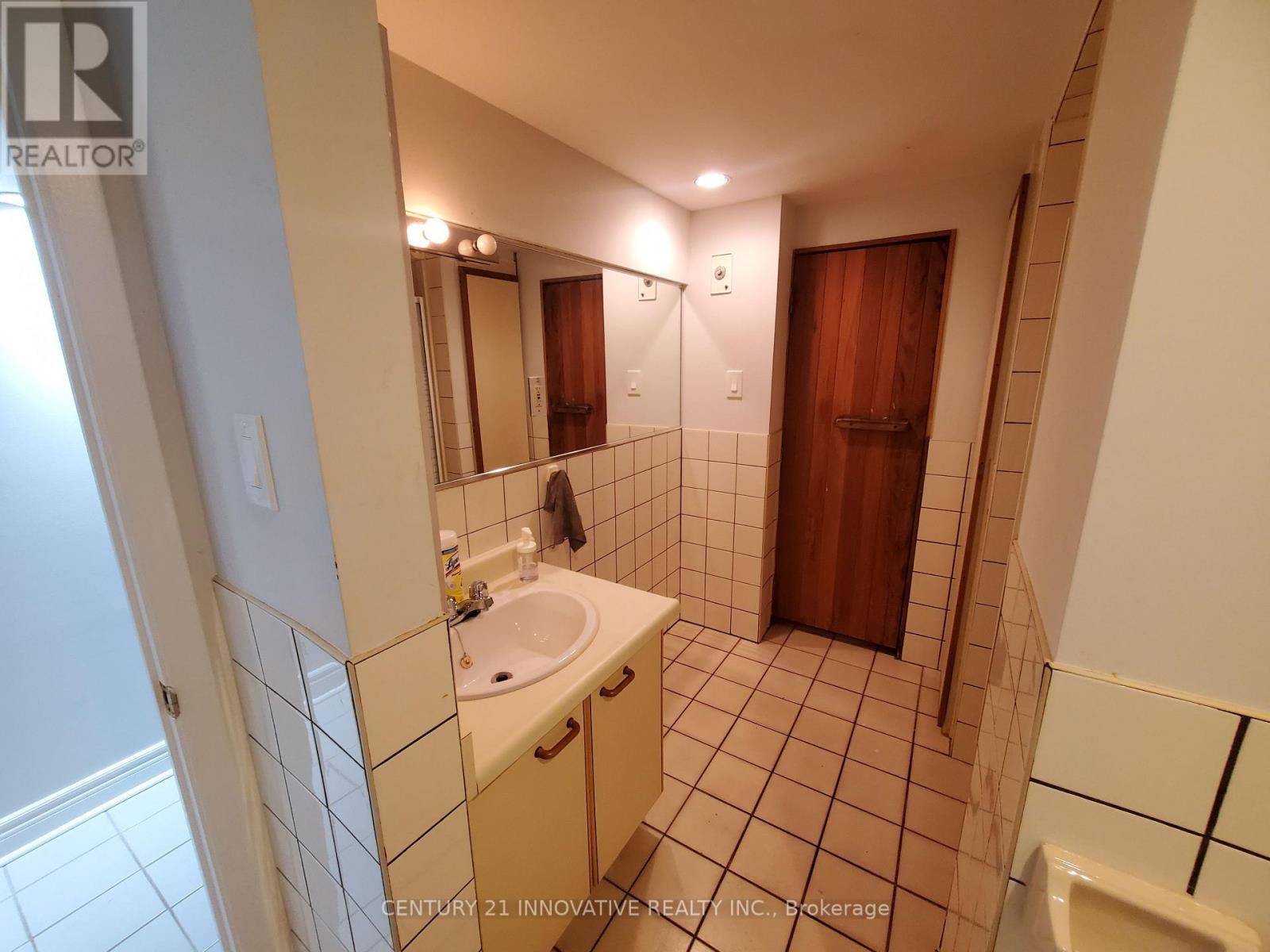 1986 Liverpool Road, Pickering, Ontario  L1V 1W5 - Photo 7 - E12740668