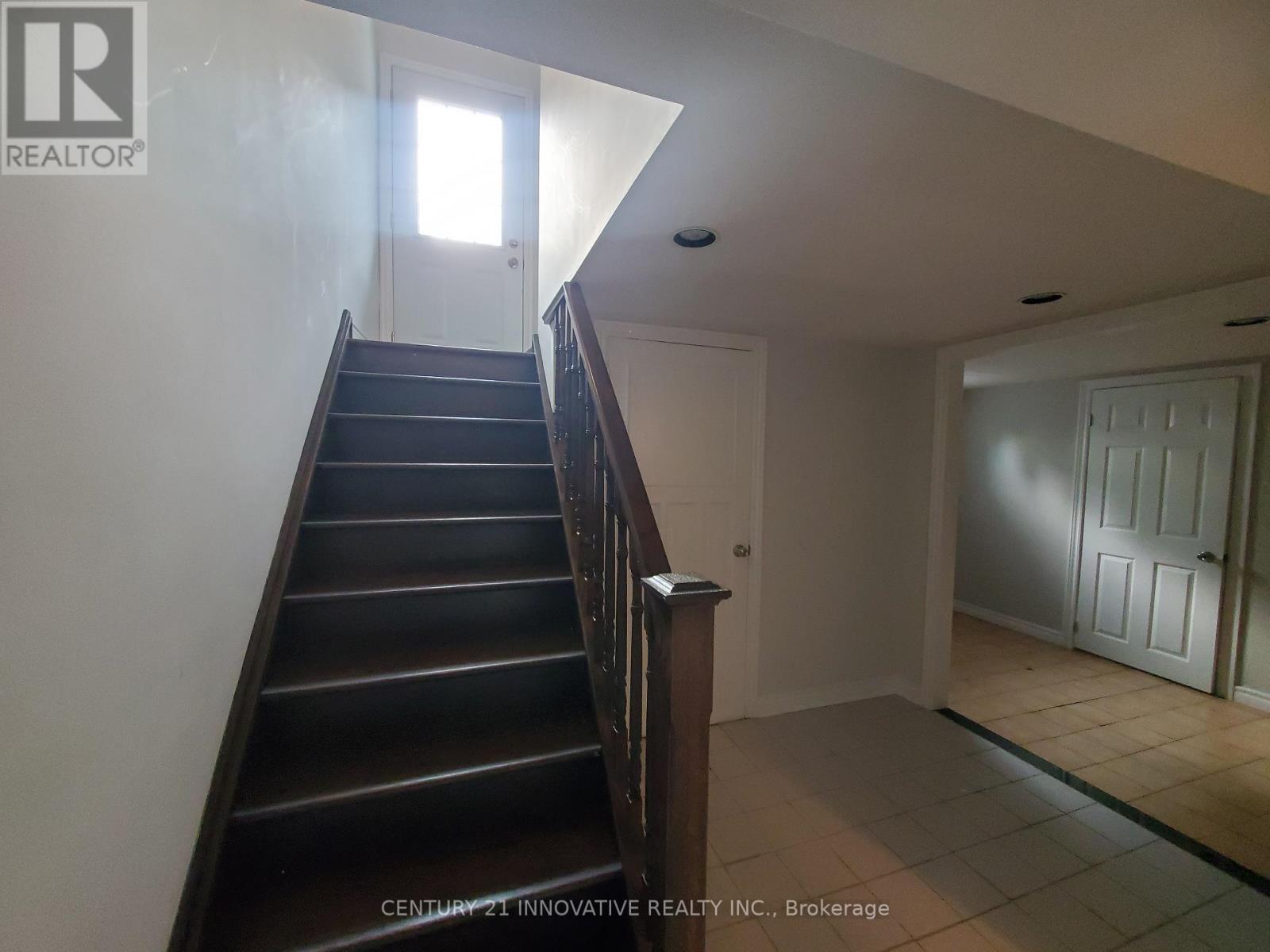 1986 Liverpool Road, Pickering, Ontario  L1V 1W5 - Photo 9 - E12740668