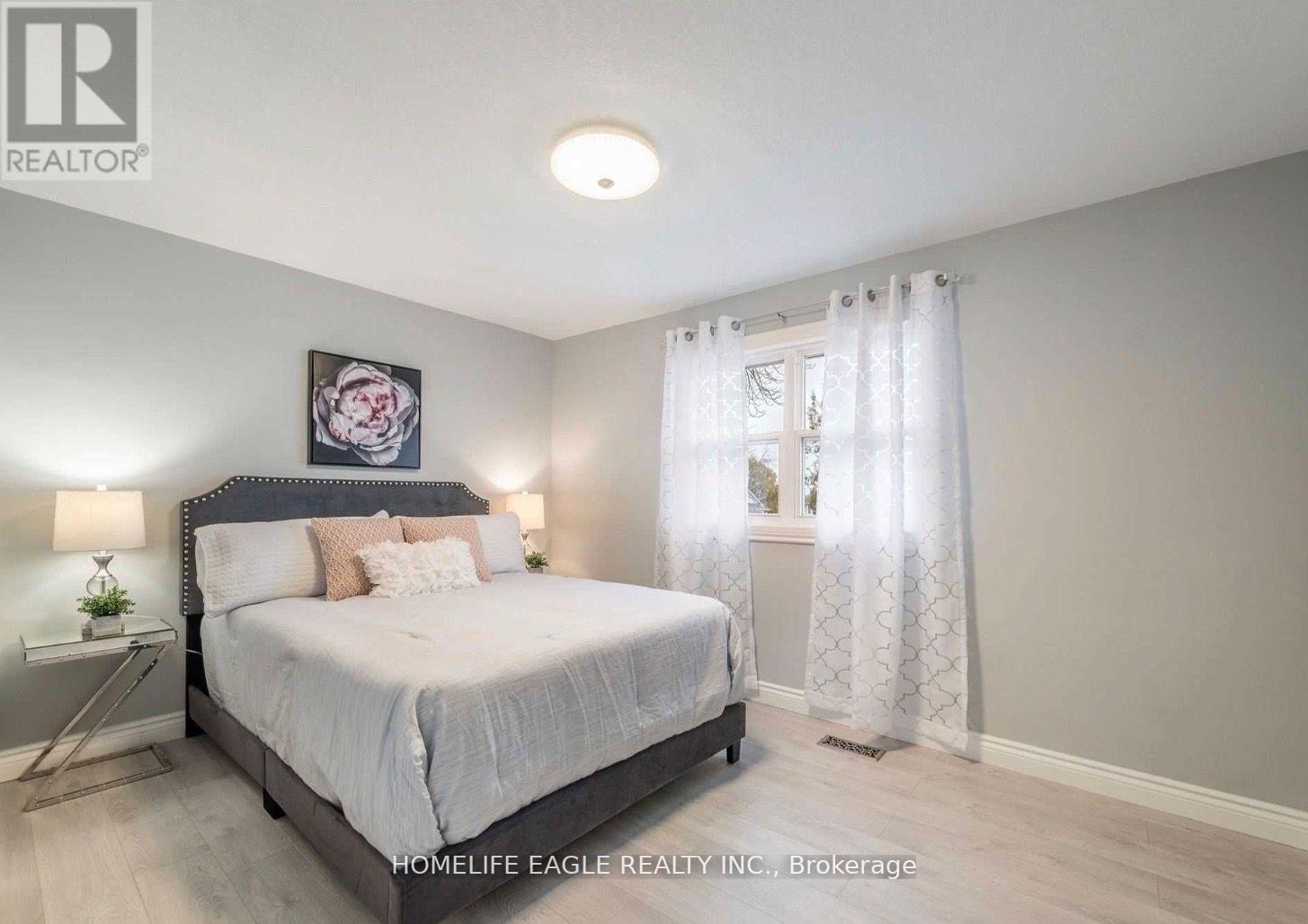 #main - 79 Simcoe Road, Bradford West Gwillimbury (Bradford), Ontario  L0G 1B0 - Photo 17 - N12740656