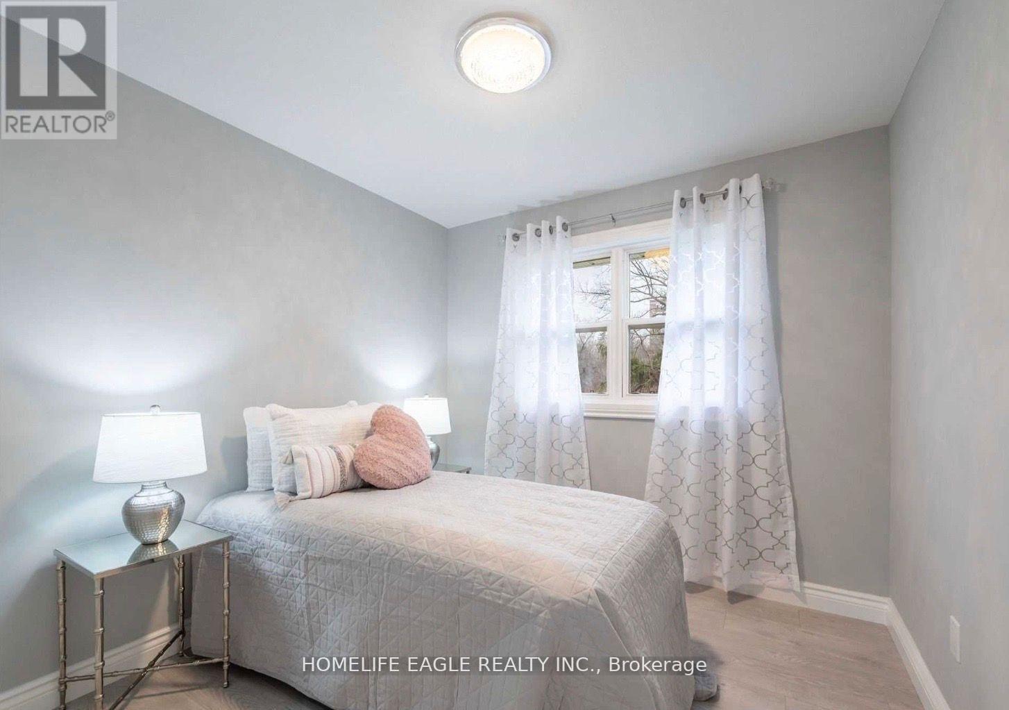 #main - 79 Simcoe Road, Bradford West Gwillimbury (Bradford), Ontario  L0G 1B0 - Photo 19 - N12740656