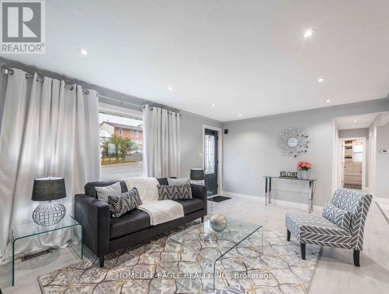 #main - 79 Simcoe Road, Bradford West Gwillimbury (Bradford), Ontario  L0G 1B0 - Photo 8 - N12740656