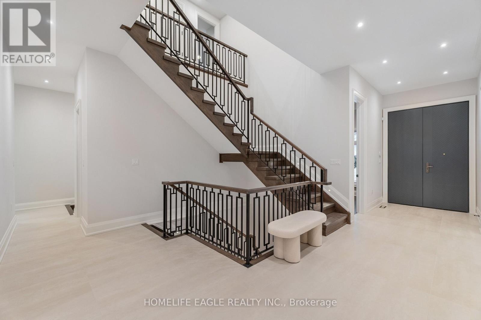 57 Glass Drive, Aurora, Ontario  L4G 2E7 - Photo 19 - N12740664