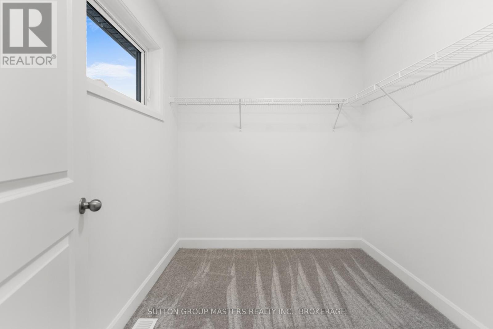 216 Superior Drive, Loyalist, Ontario K7N 0E5 - Photo 19 - X12679452